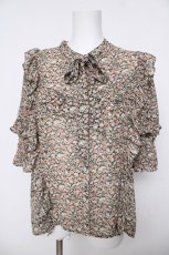 画像1: axes femme / 小花柄シフォンブラウス  黒 Y-26-04-23-020-AX-BL-SZ-ZS (1)
