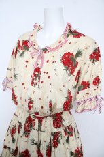 画像3: WONDERFUL WORLD / いちごブーケチェックワンピース  イエロー Y-26-04-24-094-LO-OP-SZ-ZY (3)