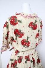 画像5: WONDERFUL WORLD / いちごブーケチェックワンピース  イエロー Y-26-04-24-094-LO-OP-SZ-ZY (5)