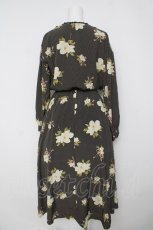 画像2: INGEBORG / カメリアとドットのワンピース F 黒 Y-26-04-24-100-LO-OP-SZ-ZY (2)