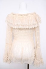 画像2: ATELIER PIERROT / Shirring Princess Sleeve Blouse-Lace-  生成り Y-26-04-24-031-EL-BL-SZ-ZY (2)