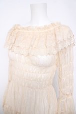 画像3: ATELIER PIERROT / Shirring Princess Sleeve Blouse-Lace-  生成り Y-26-04-24-031-EL-BL-SZ-ZY (3)