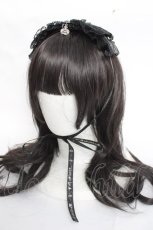 画像1: GOTH / クラウンチャームリボンヘッドドレス  黒 Y-26-04-27-035-GO-AC-SZ-ZY (1)