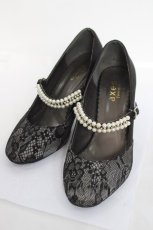 画像1: axes femme / パールストラップパンプス L 黒 Y-26-04-27-047-AX-SH-SZ-ZY (1)