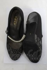 画像5: axes femme / パールストラップパンプス L 黒 Y-26-04-27-047-AX-SH-SZ-ZY (5)