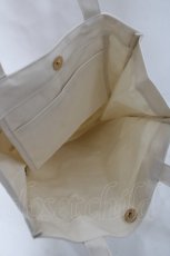 画像4: Maison de FLEUR / Mary Poppins/スクエアトートバッグ  アイボリー Y-26-04-27-057-LO-BG-SZ-ZY (4)