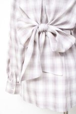 画像3: axes femme POETIQUE / チェックバックリボンブラウス  ラベンダー Y-26-04-27-111-AX-BL-SZ-ZY (3)