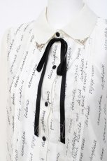 画像3: axes femme POETIQUE / メッセージサテンブラウス  生成り Y-26-04-27-113-AX-BL-SZ-ZY (3)