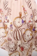 画像3: Emily Temple cute / ワンダーランドノースリーブワンピース  ベージュ Y-26-04-27-154-ET-OP-SZ-ZY (3)