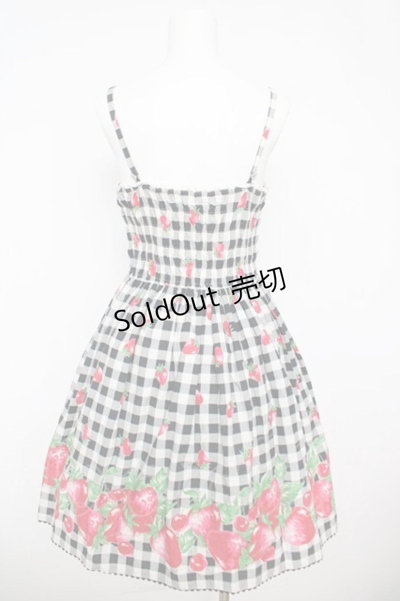 画像2: Emily Temple cute / ブロック苺キャミワンピース  黒 Y-26-04-27-159-ET-OP-SZ-ZY (2)