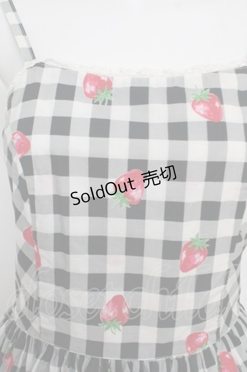 画像3: Emily Temple cute / ブロック苺キャミワンピース  黒 Y-26-04-27-159-ET-OP-SZ-ZY (3)