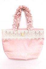 画像1: Maison de FLEUR / カメオレースフリルハンドルトートバッグ  ピンク Y-26-05-01-022-LO-BG-SZ-ZY (1)