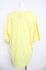 画像2: h.NAOTO / Kumata-san Passion Pink Big-T Tシャツ  イエロー Y-26-05-04-110-HN-TS-IG-ZY (2)