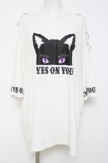 画像1: LISTEN FLAVOR / キャットプリントリング付きカットソー  白 Y-26-05-06-039-PU-TO-SZ-ZY (1)
