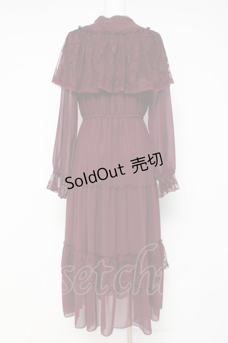 画像2: axes femme / レースケープティアードワンピース  ワイン Y-26-05-06-060-AX-OP-SZ-ZY (2)