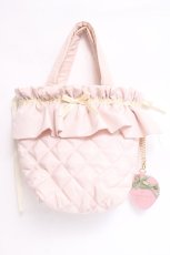 画像1: Maison de FLEUR / いちごバッグ&チャームBOOK F ピンク Y-26-05-08-039-LO-BG-SZ-ZY (1)