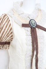 画像4: MARBLE / カメオブローチ付きクラシカルブラウス M 生成り Y-26-05-08-071-GO-BL-SZ-ZY (4)