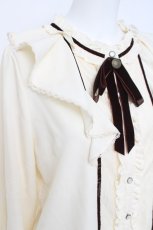 画像3: axes femme / リボンブローチ付きフリルブラウス  生成り Y-26-05-08-072-AX-BL-SZ-ZY (3)