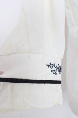 画像4: axes femme / バラ刺繍ヨーク切替七分袖ブラウス  生成り Y-26-05-08-075-AX-BL-SZ-ZY (4)