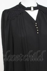 画像3: axes femme POETIQUE / チョーカーデザインブラウス  黒 Y-26-05-08-098-AX-BL-SZ-ZY (3)
