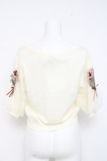 画像2: axes femme / ブーケ刺繍ショートカーデ  生成り Y-26-05-08-102-AX-TO-SZ-ZY (2)