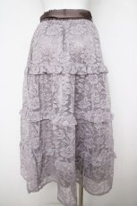 画像2: axes femme / フラワーレースティアードスカート F グレージュ Y-26-05-08-175-AX-SK-SZ-ZY (2)
