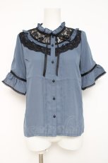 画像1: axes femme / レースヨークブラウス F ブルー Y-26-05-10-041-AX-BL-SZ-ZY (1)