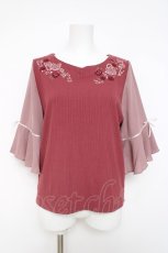 画像1: axes femme / 鍵×本刺繍チューリップ袖プルオーバー F 赤 Y-26-05-10-083-AX-TO-SZ-ZY (1)