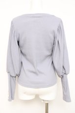 画像2: axes femme POETIQUE / ボリューム袖リブカット M サックス Y-26-05-10-087-AX-TO-SZ-ZY (2)
