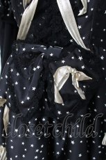 画像7: BABY,THE STARS SHINE BRIGHT / お菓子な星空のうさくみゃちゃんワンピース  黒 Y-26-05-10-167-BA-OP-SZ-ZY (7)