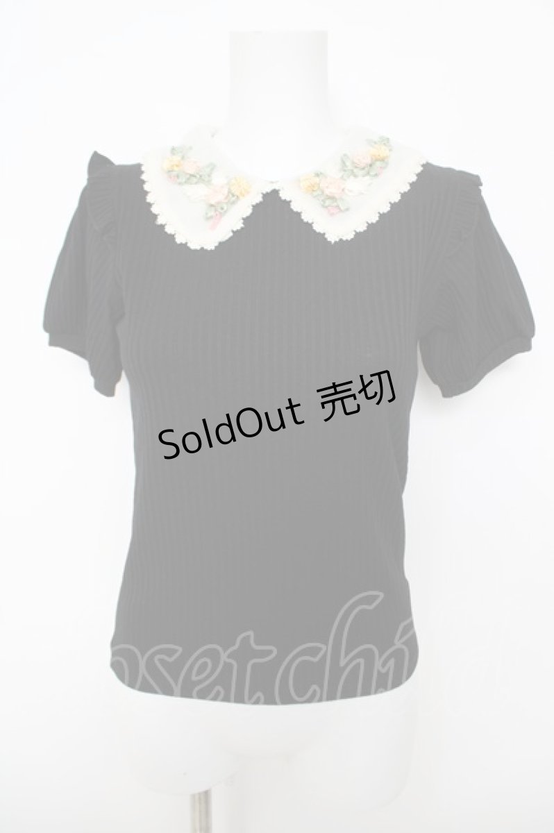 画像1: axes femme POETIQUE / フラワーリボン刺繍襟プルオーバー  黒 Y-26-05-12-061-AX-TO-SZ-ZY (1)