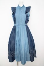 画像1: axes femme NOSTALGIE / 肩フリルデニムワンピース M ブルー Y-26-05-12-083-AX-OP-SZ-ZY (1)