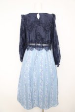 画像2: axes femme / 花ストライプ柄ドッキングワンピース M 紺 Y-26-05-12-099-AX-OP-SZ-ZY (2)