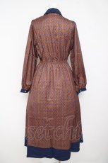 画像2: axes femme POETIQUE / レトロバイカラーワンピース M 茶 Y-26-05-12-105-AX-OP-SZ-ZY (2)