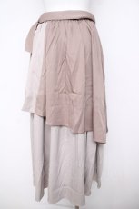 画像2: axes femme / アシメティアードロングスカート F ベージュ Y-26-05-12-172-AX-SK-SZ-ZY (2)