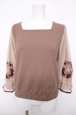 画像1: axes femme / コスモス刺繍ボリューム袖プルオーバー  モカ Y-26-05-15-086-AX-TO-SZ-ZY (1)