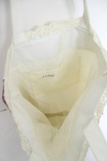 画像4: axes femme / バイカラーイニシャルトート  M Y-26-05-17-021-AX-BG-SZ-ZY (4)