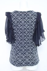 画像2: axes femme / 袖フリルカットワークレーストップス  紺 Y-26-05-19-045-AX-TO-SZ-ZY (2)