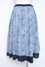 画像2: axes femme POETIQUE / プリュムプリントベルト付スカート  サックス Y-26-05-19-170-AX-SK-SZ-ZY (2)