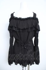 画像2: Ozz oneste / 薔薇刺繍オフショルトップス  黒 Y-26-05-21-105-OO-TO-SZ-ZY (2)