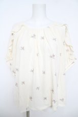 画像1: axes femme / ローズ刺繍フリルプルオーバー M 生成り３ Y-26-05-21-046-AX-BL-SZ-ZY (1)