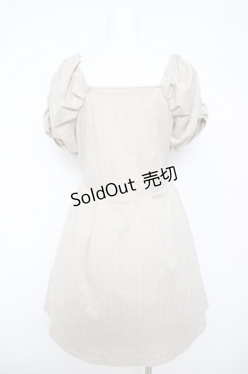 画像2: axes femme POETIQUE / バックリボンカットワンピース M ベージュ Y-26-05-23-094-AX-OP-SZ-ZY (2)