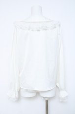 画像2: Honey Cinnamon / パール襟長袖ブラウス  白 Y-26-05-23-019-LO-BL-SA-ZY (2)