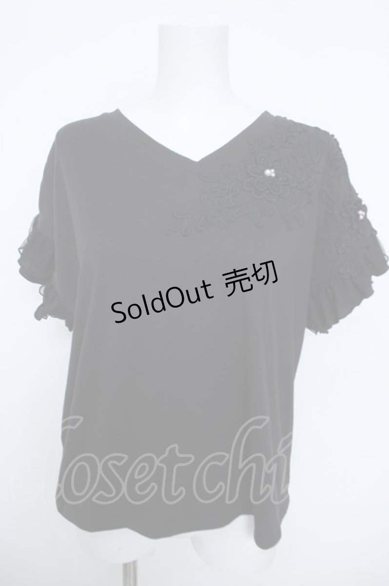 画像1: axes femme / 立体花モチーフレースＴシャツ  黒 Y-26-06-01-059-AX-TO-SZ-ZS (1)