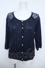 画像1: axes femme / 肩レース透かしニットカーディガン  紺 Y-26-06-01-064-AX-TO-SZ-ZY (1)