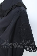 画像4: metamorphose / 肩フリルブラウス  黒 Y-26-06-03-055-ME-BL-SZ-ZY (4)