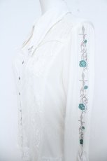 画像3: Ozz oneste / Rose×Cross刺繍ブラウス  白 Y-26-06-05-070-OO-BL-SZ-ZY (3)