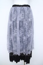 画像2: axes femme POETIQUE / レース重ねプリーツスカート M 黒×ラベンダー Y-26-06-05-166-AX-SK-SZ-ZY (2)