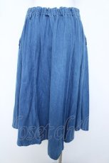 画像2: axes femme / 刺繍入りデニムフレアスカート M ウォッシュ Y-26-06-05-188-AX-SK-SZ-ZY (2)
