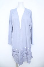 画像1: axes femme / 裾レースＵＶカットカーデ F サックス Y-26-06-08-116-AX-TO-SZ-ZY (1)
